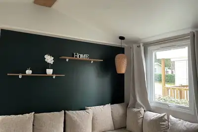 Image de Mobil-home 4 pers - Terrasse Couverte - Piscines & Toboggans - Idéal Famille