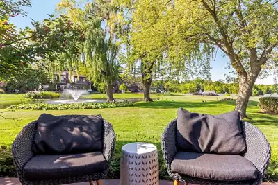 Image de New Listing! Spacious 5br Home w/ Sauna, Game Room