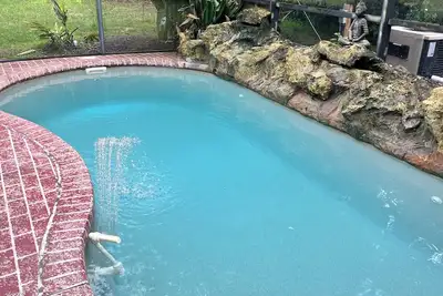 Image de Refuge Home, Jacuzzi & Heated Pool 35 min Orlando.