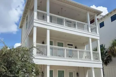 Image de New List 5br/4. 5 Ba close to Rosemary Beach