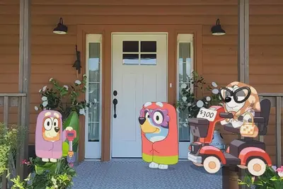 Image de Adventure Acres Log Cabin – Zipline, Arcade, Fishing, Bluey themed room & More!