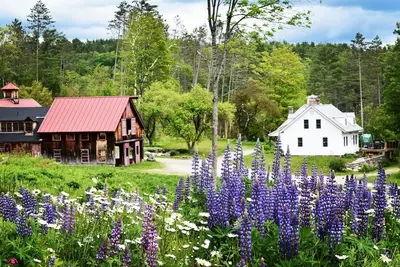 Image de Idyllic Vermont Farmhouse On 216 Private Acres