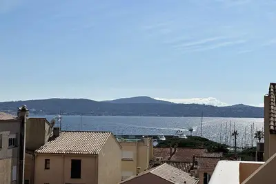 Image de Appartement F2 A Louer En Centre Ville De Sainte-Maxime Pour 4 Personnes