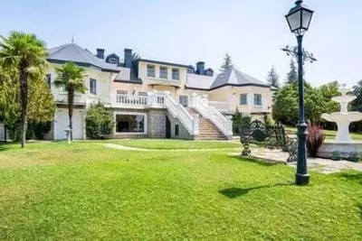 Image de Luxury Finca in the Sierra de Madrid - Swimming Pool, Gardens and Total Privacy