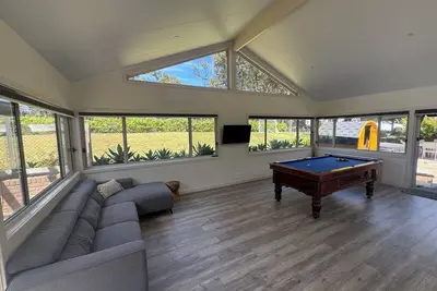 Image de Coastal Country Haven | Sauna, Spa, Space & Serenity