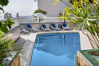 Image de Villa « Miramar » avec vue sur la mer, Wi-Fi et climatisation