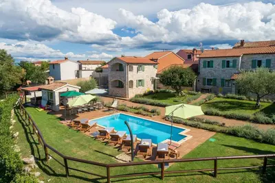 Image de Villa Baldaši (100341-K1) - Vizinada (Porec)