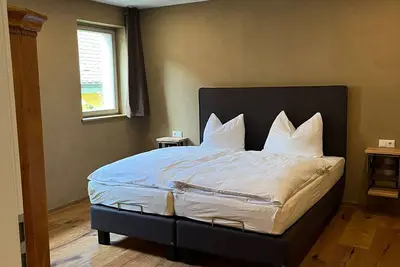 Image de Appartement 'Ferienwohnung 1' avec terrasse privée, balcon et Wi-Fi