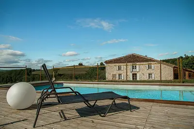 Les Crocodiles Jaunes