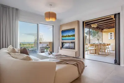 Image de Riviera Playa - Stunning 3 Bed Paradise in Estepona