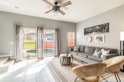 Image de Free pool Heater! Home – near Disney