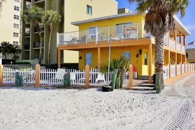 Image de Charming 2br cottage steps from Beach, Dogs Welcome
