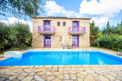 Image de Villa Carolina - Deux Chambres Villa, Couchages 5