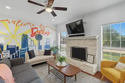 Image de Vibrant Dallas 3br Retreat•Minutes to Dfw Airport•At&T Stadium & Downtown Dallas
