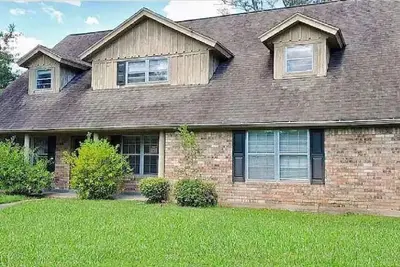 Image de Spacious 6-bedroom Home Perfect for Large Groups!