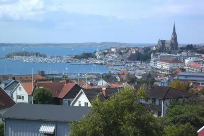 Image de Newly renovated turn-of-the-century house with sea views