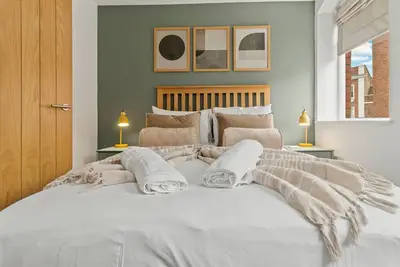Image de Pear Tree - Stylish Central Worcester Apartment - Sleeps 4