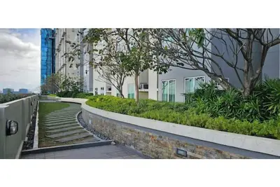 Image de Makati 2 bedroom condo