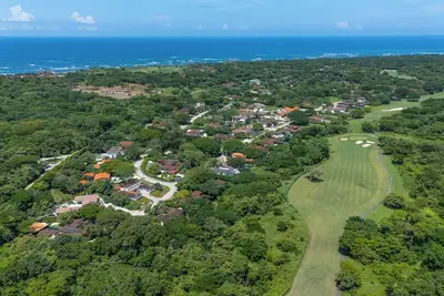 Image de Casa Canto del Agua, a luxury home at Hacienda Pinilla, Costa Rica