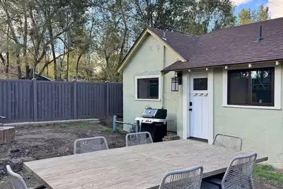 Image de Little Cherry Cottage Close to it All in Flagstaff