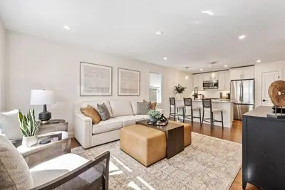 Image de Single Level 2br Townhouse with Private Garage in Auburn, Ma - 4mi to Worcester