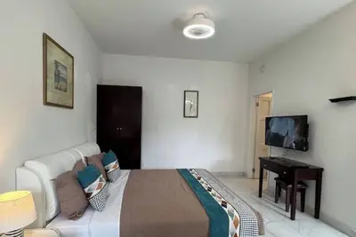 Image de Cozy studio in the Venetian Road #11