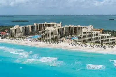 Image de The Royal Sands Resort and Spa beachfront two bedroom suite