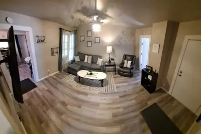 Image de Gowen 2411 - 3br Mid-Term Stay, All Utilities Incl