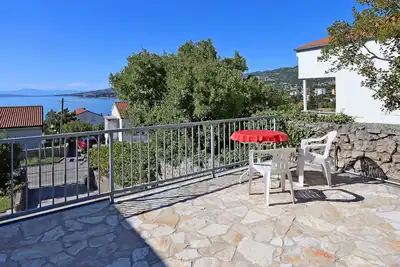 Image de Appartement de deux chambres avec la terrasse et la vue sur le mer Klenovica (Novi Vinodolski) (A-20174-b)