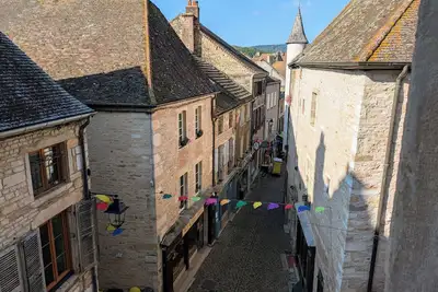 Image de Gîte des Siècles - Maison du XIVe siècle avec ascenseur et cinéma