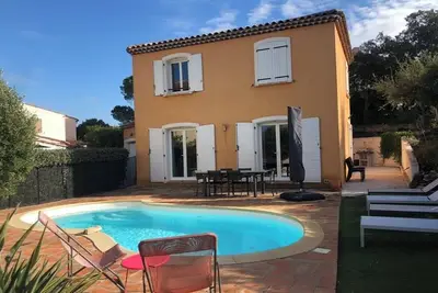 Image de Villa climatisée à Sainte Maxime proximité du Golf et Plage de la Nartelle