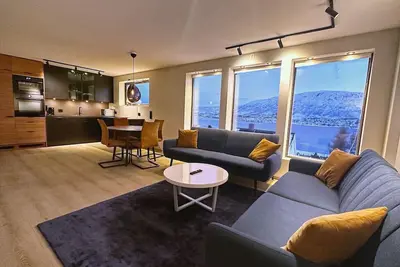 Image de Northstay - Aurora View Apartment / Tromsø Fjord & Mountains