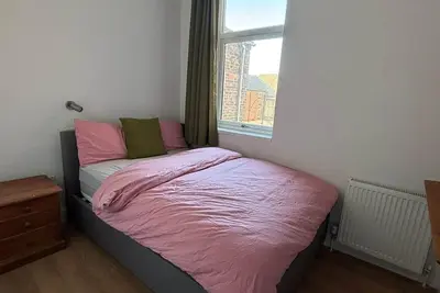 Image de Room 3 - Bright Ensuite Double Room near Liverpool
