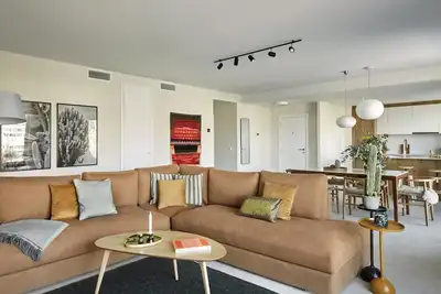 Image de Appartement moderne à Estepona près du port avec piscine communautaire