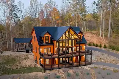 Image de Unbelievable Smoky Mountain Views - 5 Bedrooms - Fire pit - Loaded!