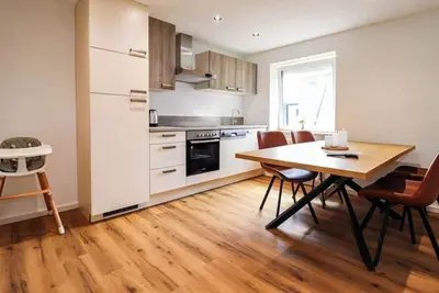 Image de Cozy vacation apartment with Tyrolean flair (e. g. for families with pets).