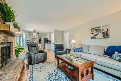 Image de Pet + Family Friendly | Office | 30 Day | Longmont