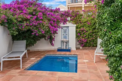 Image de Chalet « Villa Amira » avec vue sur la mer, Wi-Fi et climatisation