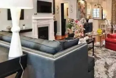 Image de The Home Collection: Modern Myers Park Condo · Free Parking · Near Freedom Park