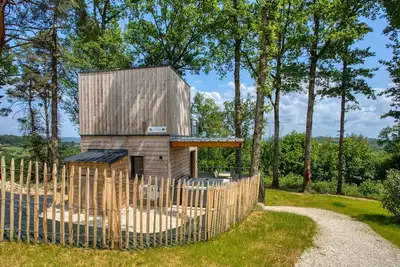 Image de Le Pech Eternel - Cabane Spa des Chataigniers