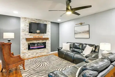 Image de 2 Mi to Dtwn Brighton: Updated Home w/ Fenced Yard