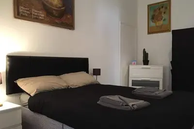 Image de 2 bedroom patio apartment by the beach