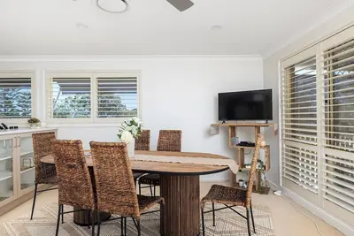 Image de Coastal Comfort Just Steps from the Sand – 3-Bedroom Townhouse Retreat