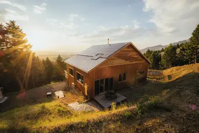 Modern Mountaintop Retreat on Sixty Acre Woods