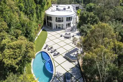 Image de Noble Crest