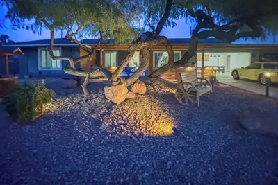 4 Bedroom with Private Backyard Oasis!