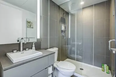 Image de Beautiful Corner Flat in the Heart of Toronto