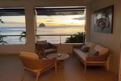 Image de Appart Les Pieds Dans L Eau Face Au Diamant