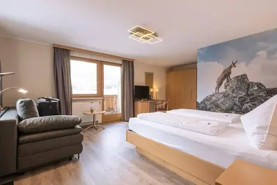 Image de Double room with balcony up to 2 nights - Hotel Acherl