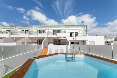 Image de Arpon Santa Rosa 6 by Escape Home